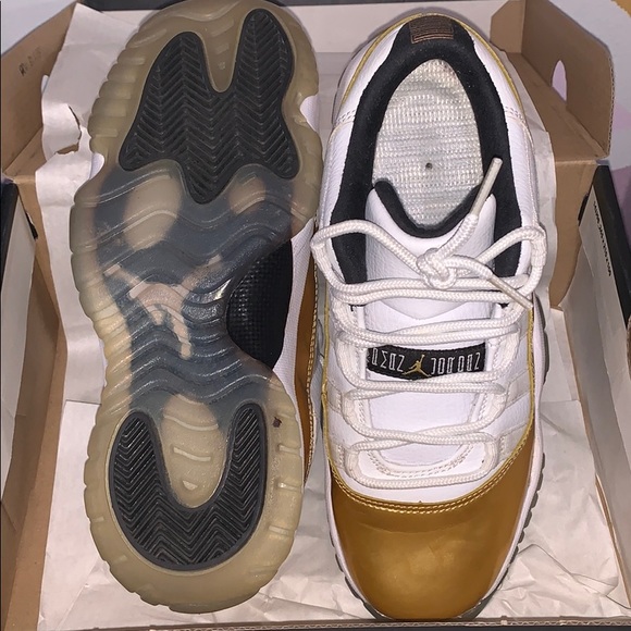 Jordan Low 11’s - Picture 3 of 4